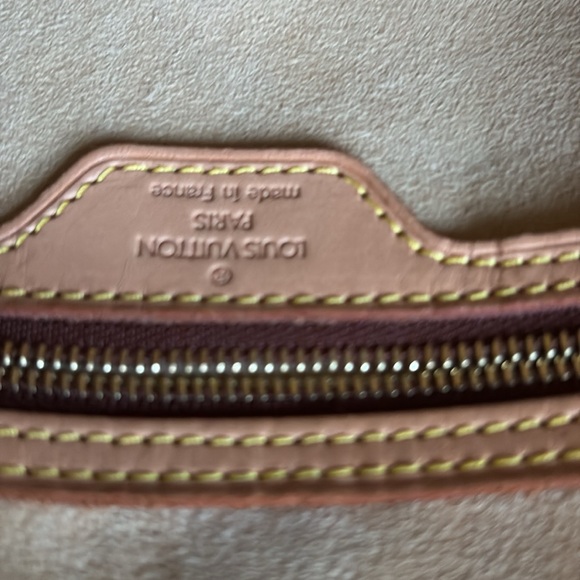 Original LV mg. - Picture 6 of 15